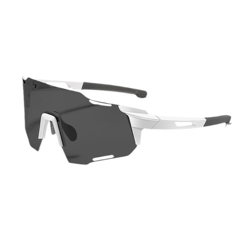 Lunettes de soleil de sport avec protection UV